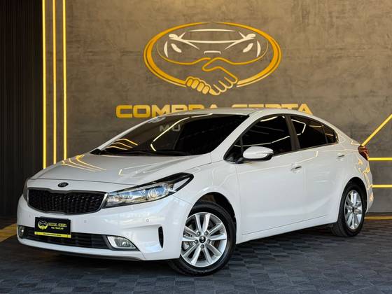 KIA CERATO 1.6 SX 16V FLEX 4P AUTOMÁTICO KIA CERATO 1.6 SX 16V FLEX 4P AUTOMÁTICO